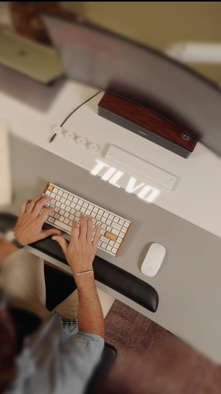 TTRacing TILVO Active Tech Desk – Onyx