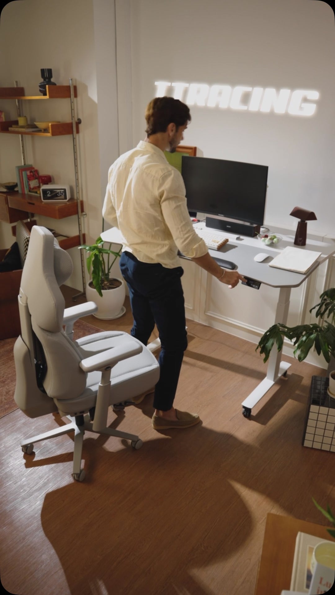 TTRacing TILVO Active Tech Desk – Onyx
